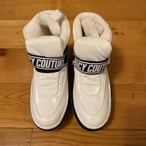 Juicy Couture White Veronica Puffer Puffy Boot 7